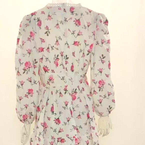 WHITE WITH TINY PINK FLOWERS XL ABOVE THE KNEE DEEP V NECK HIGH WAIST LACE DRESS - Picture 4 of 7
